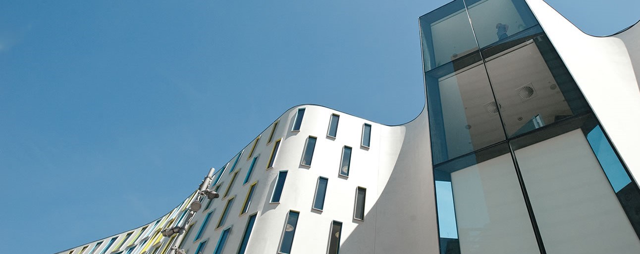 Commercial development in Melbourne southeast featuring Sto premium render system